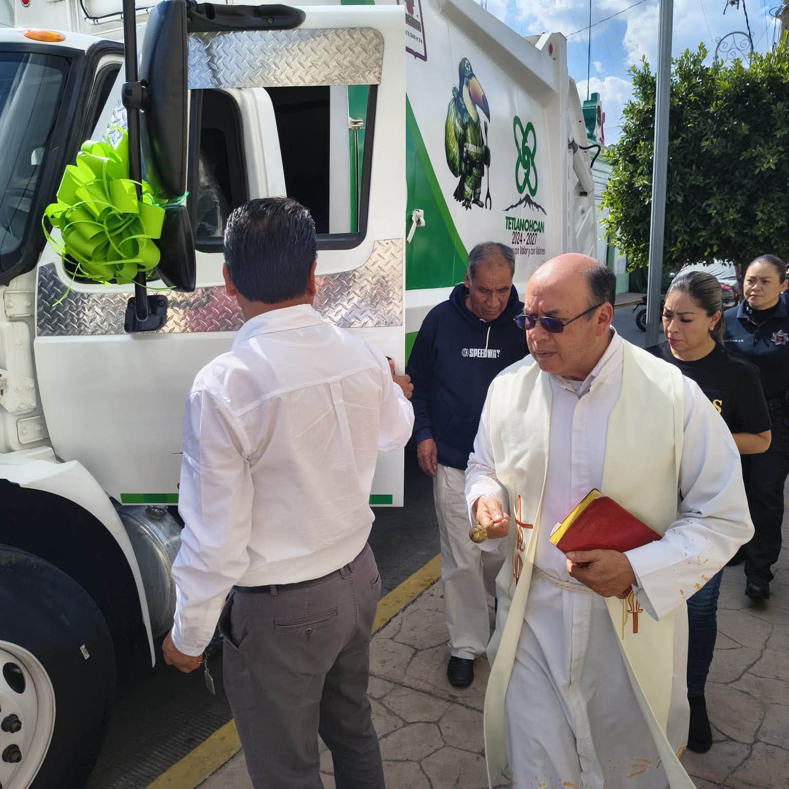 Tetlanohcan fortalece servicios públicos con nuevo equipamiento