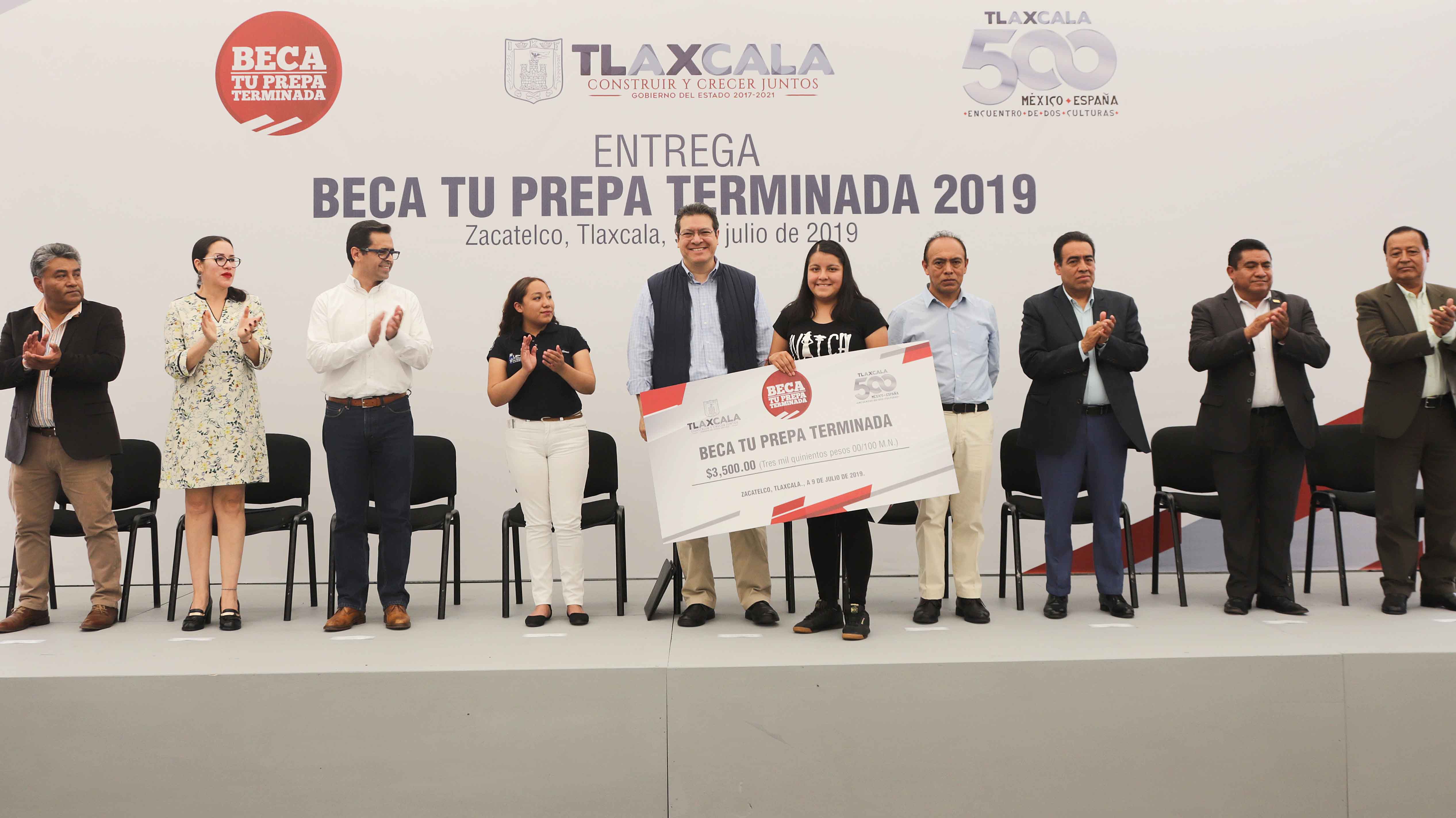 100719_MM_BECAS_2
