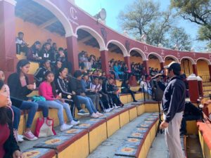 Visitan Plaza de Toros 2