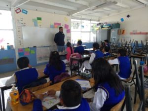 Efectúan pláticas en escuelas 3