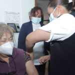 210215_SESA_COVID_INICIA_VACUNACION_01