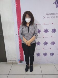 Pone a disposición la policía capitalina a femenina por presunto delito de robo en tienda Liverpool