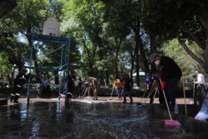 090322_LIMPIEZA PALACIO 5