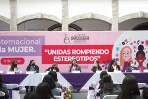 FORO UNIDAS ROMPIENDO ESTEREOTIPOS 6