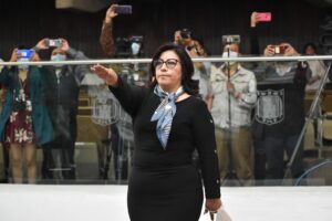 TOMA DE PROTESTA 3