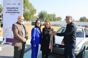 entrega-gobierno-del-estado-de-vehiculos-a-municipios-seguridad-1