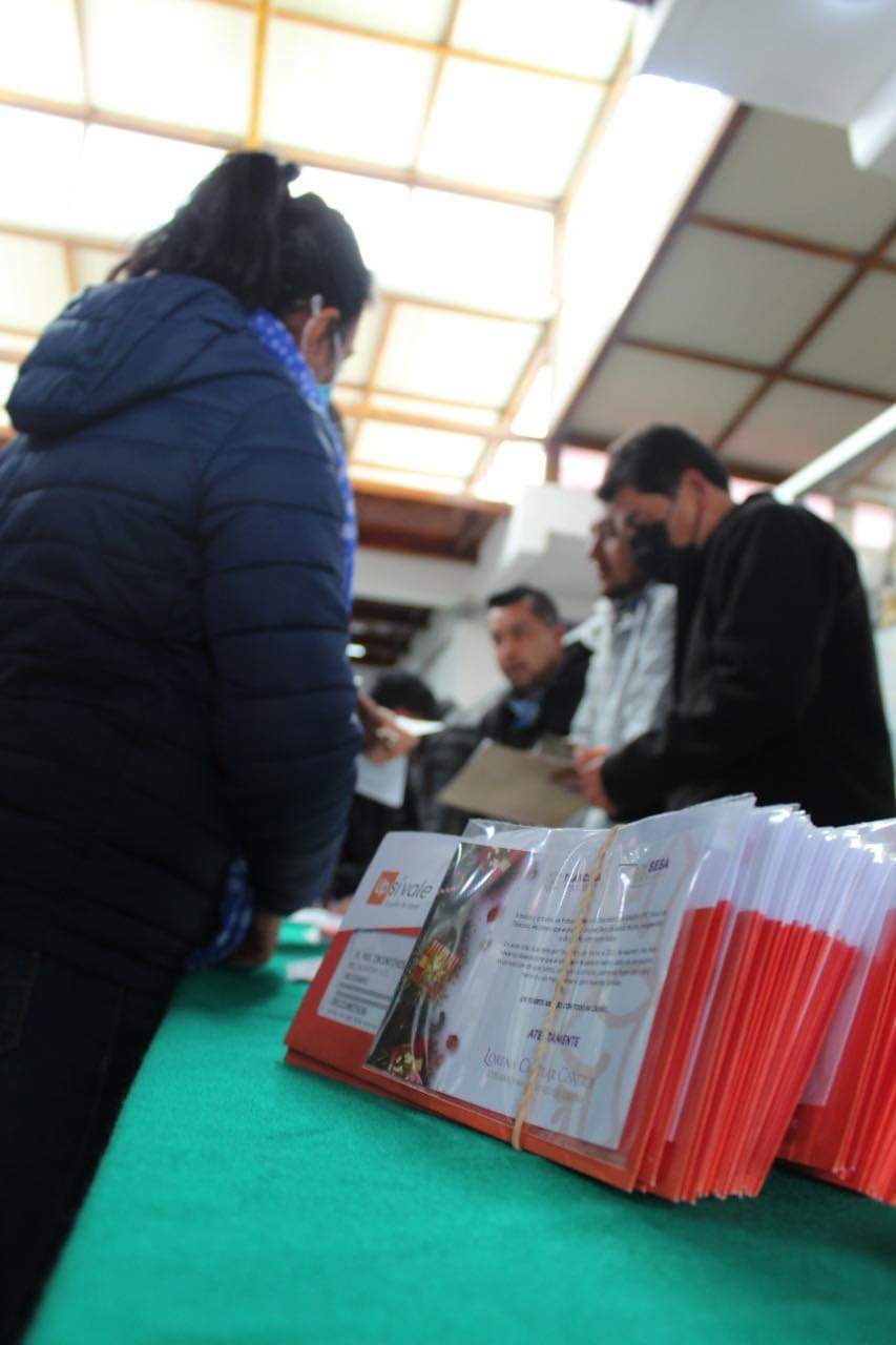 entrega-tarjetas-sector-salud