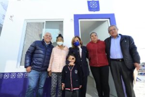 gobernadora-lorena-cuellar-entrega-viviendas