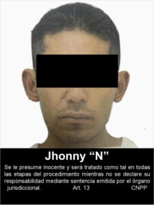 TLAX - 2208 ORDEN REAPREHENSIÓN UNA PERSONA AUTORIZADO