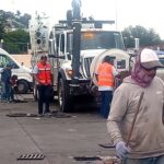 Con trabajos preventivos, ayuntamiento mejora servicios de desagüe en la explanada del mercado “Emilio Sánchez Piedras”